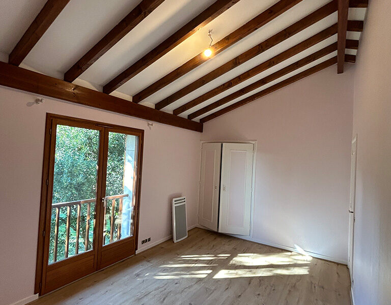 Toile a peindre et peinture